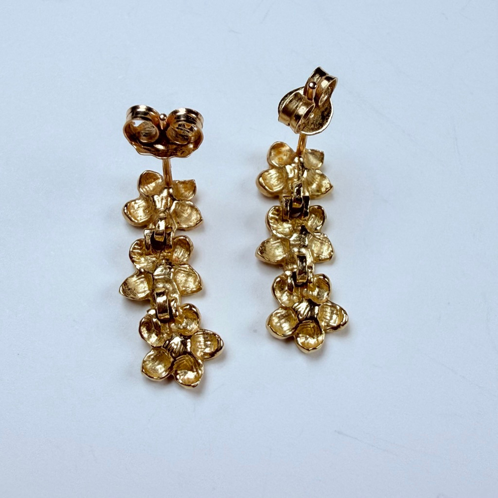 14K Solid Yellow Gold Hawaii Plumeria Flower Cascade Diamond Cut Dangle Earrings - Picture 4 of 8